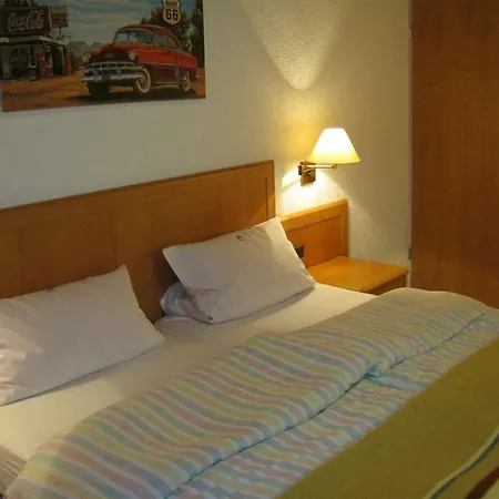 ゲストハウス Landgasthof Schweizerhof Wonneberg