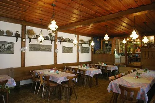 斯维哲霍夫兰德酒店 招待所